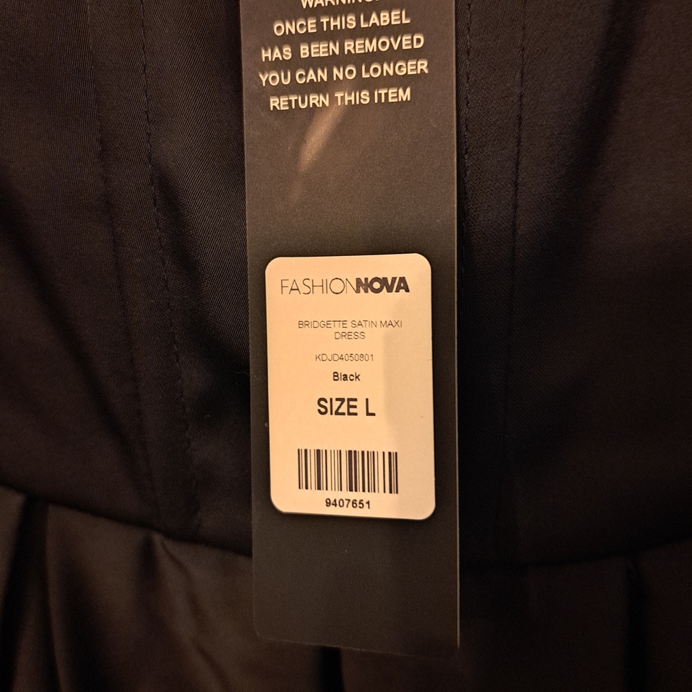 Fashion Nova Classic Black Strapless Gown - Picture 5 of 5